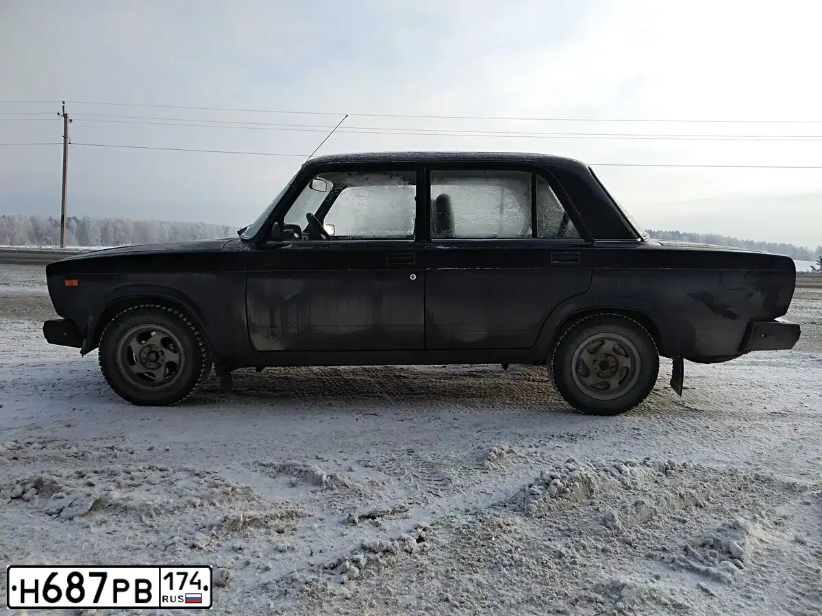 Фото автомобиля LADA 2107, 2011 — госномер Н779СН174. Цвет: СИНИЙ
