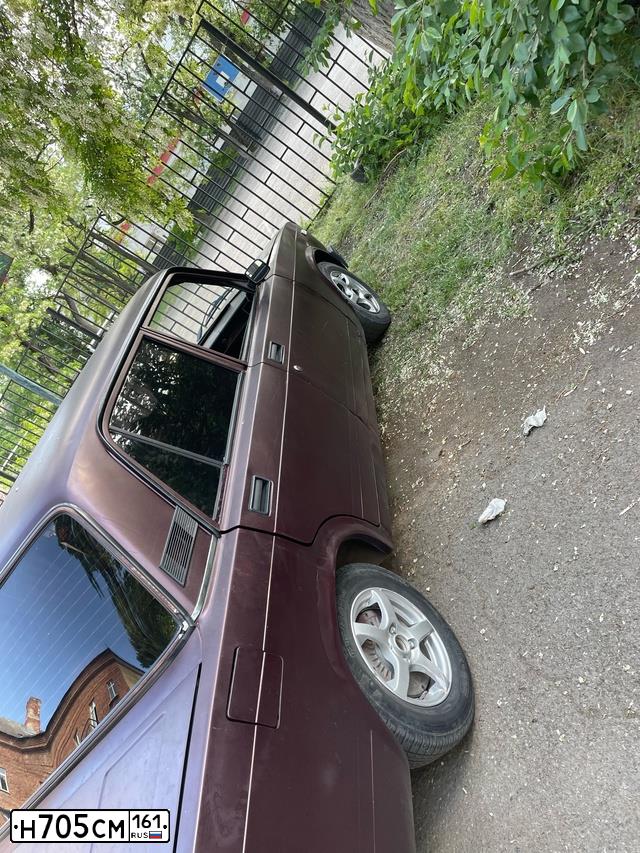 Фото автомобиля LADA 2106 LADA, 1999 — госномер Н705СМ161. Цвет: синий