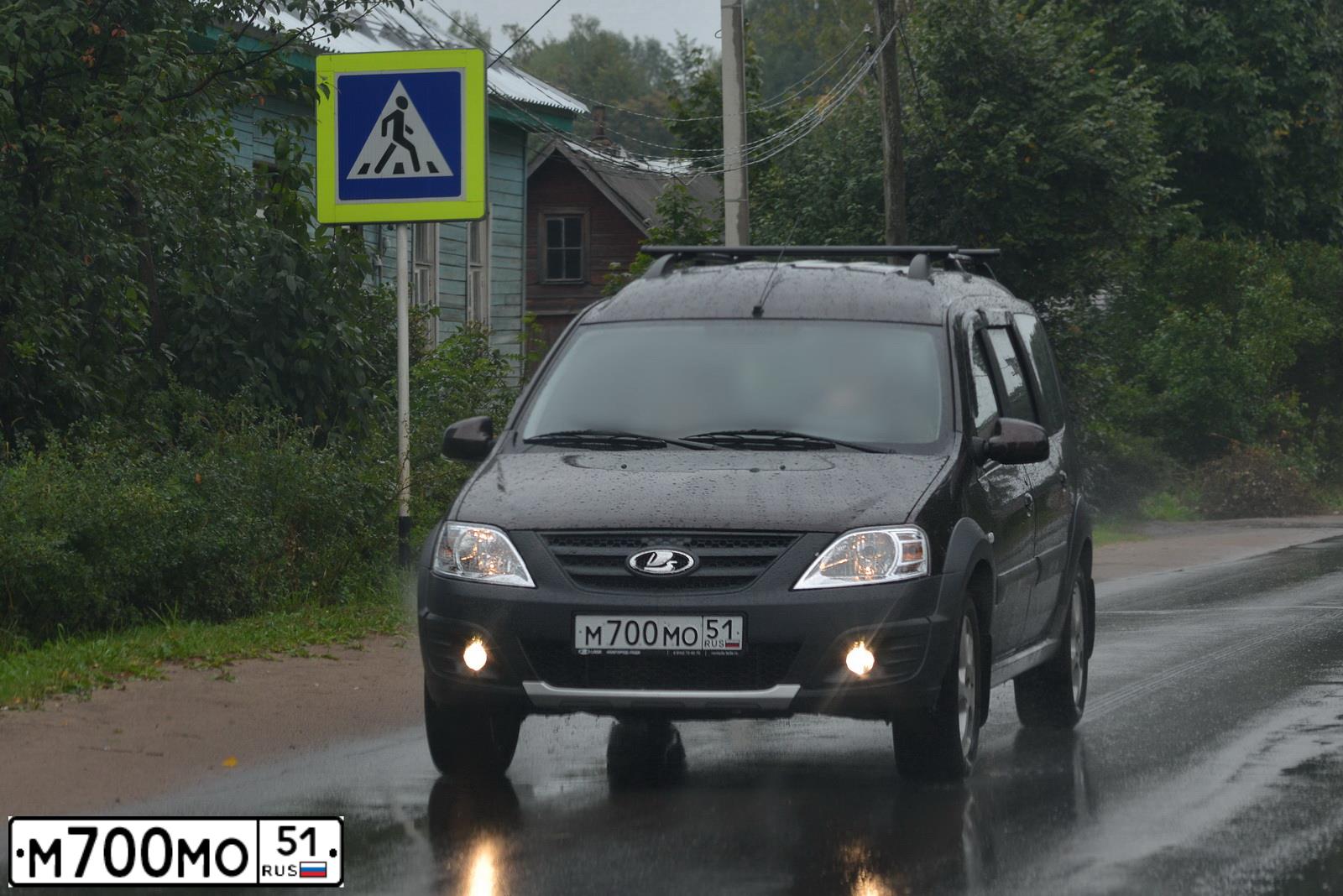 Фото автомобиля OPEL ZAFIRA, 2012 — госномер Е160РР53. Цвет: ТЕМНО-СЕРЫЙ