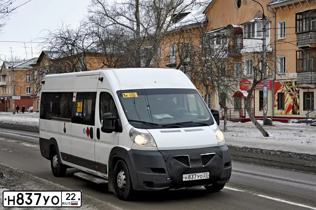 Фото автомобиля PEUGEOT BOXER, 2012 — госномер С279ЕО154. Цвет: БЕЛЫЙ