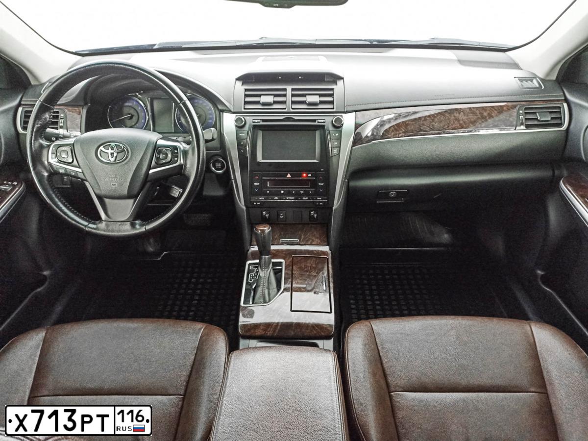 Фото автомобиля TOYOTA CAMRY, 2016 — госномер М201ХН12. Цвет: ЧЕРНЫЙ МЕТАЛЛИК