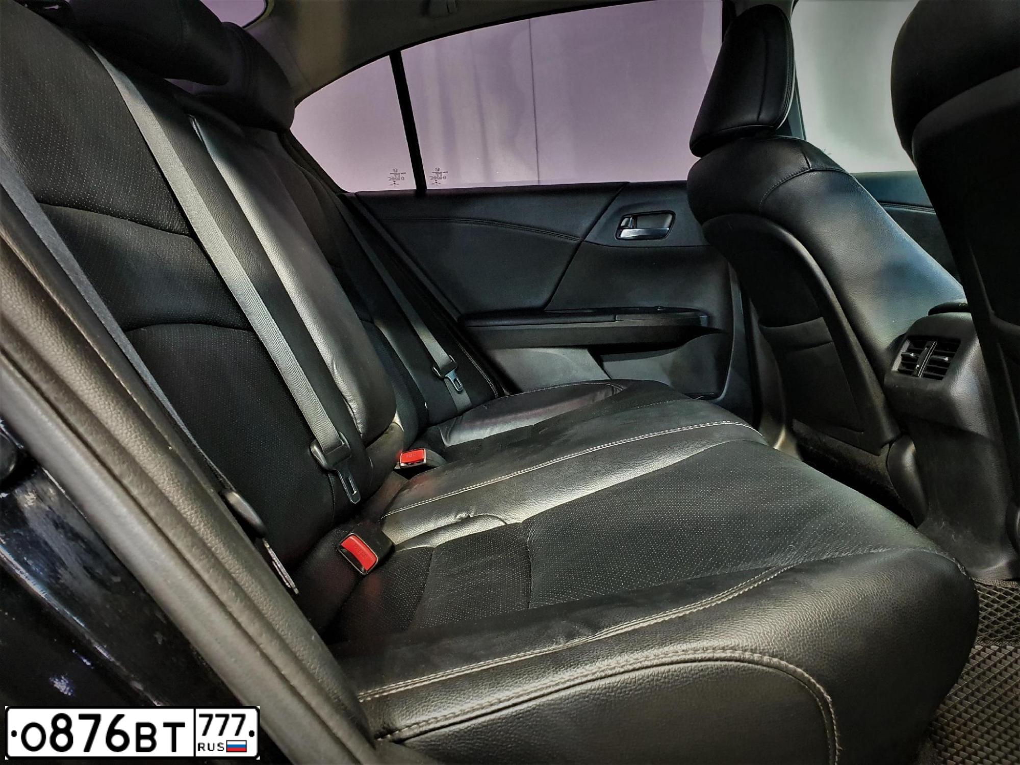 Фото автомобиля HONDA ACCORD, 2013 — госномер М670ОТ13. Цвет: ЧЕРНЫЙ