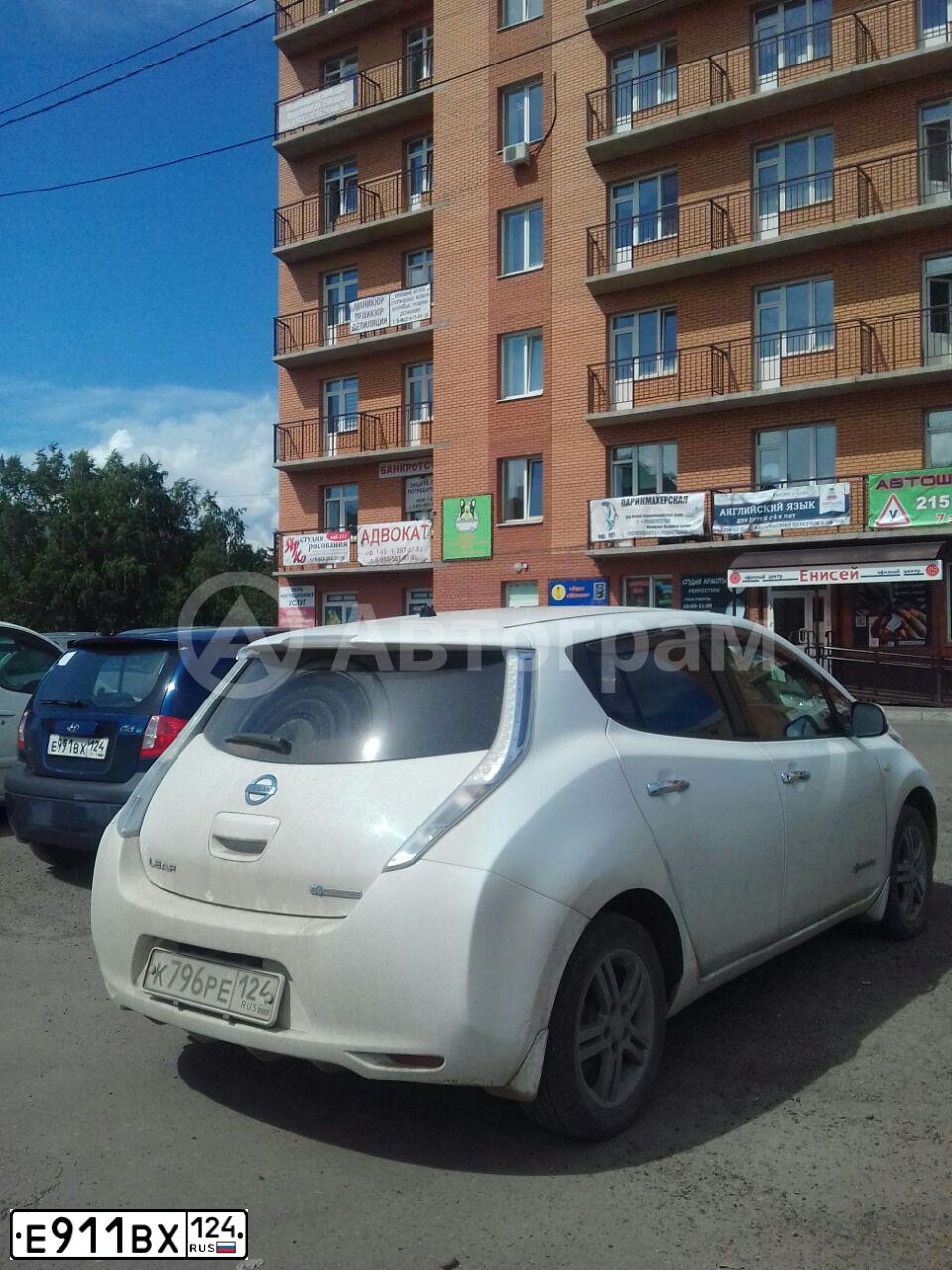 Фото автомобиля BMW W SERIE 3, 2008 — госномер Н585КМ124. Цвет: ЧЕРНЫЙ