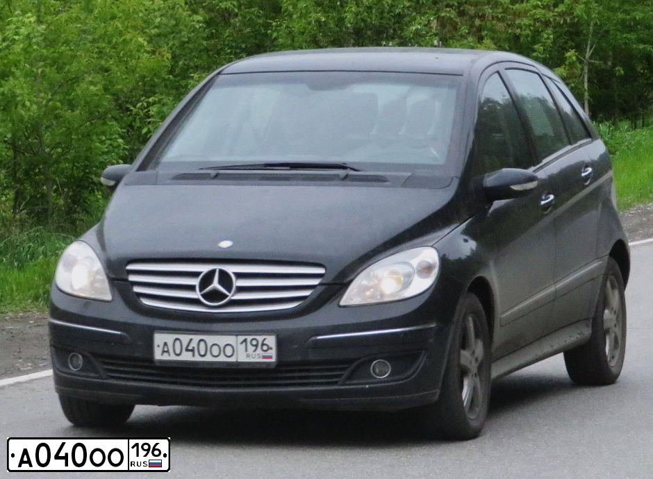 Фото автомобиля MERCEDES B-KLASSE, 2007 — госномер А040ОО196. Цвет: ЧЕРНЫЙ