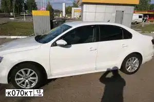 Фото автомобиля LADA PRIORA, 2011 — госномер Н702АМ134. Цвет: СИНЕ-ЧЕРНЫЙ