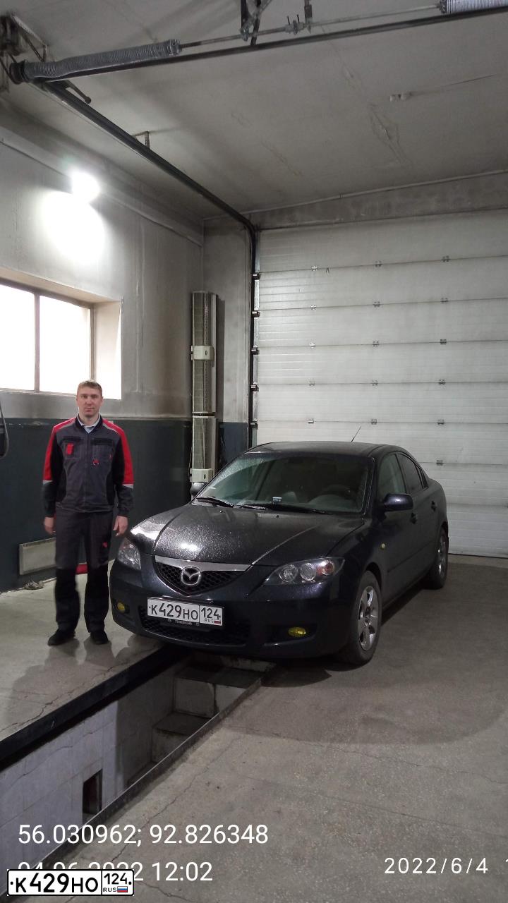 Фото автомобиля MAZDA 3, 2007 — госномер К429НО124. Цвет: ЧЕРНЫЙ