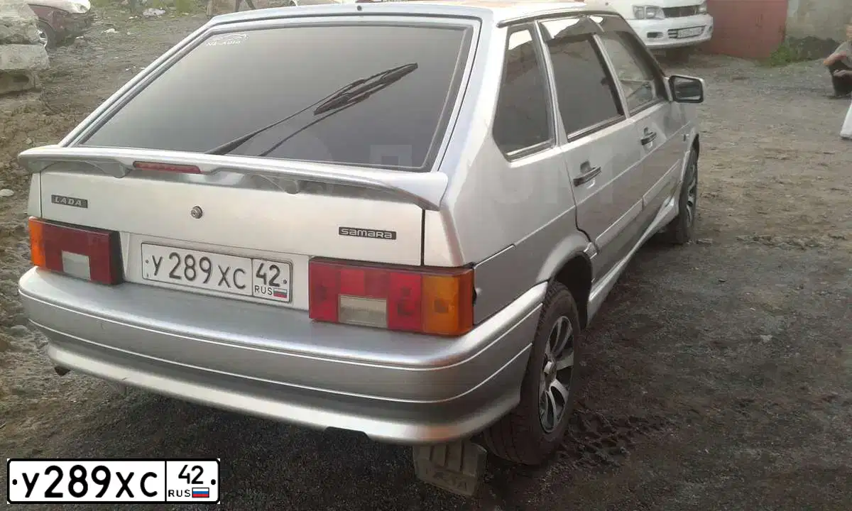 Фото автомобиля LADA 2114 SAMARA, 2009 — госномер У289ХС42. Цвет: Светло-Серебристый металлик