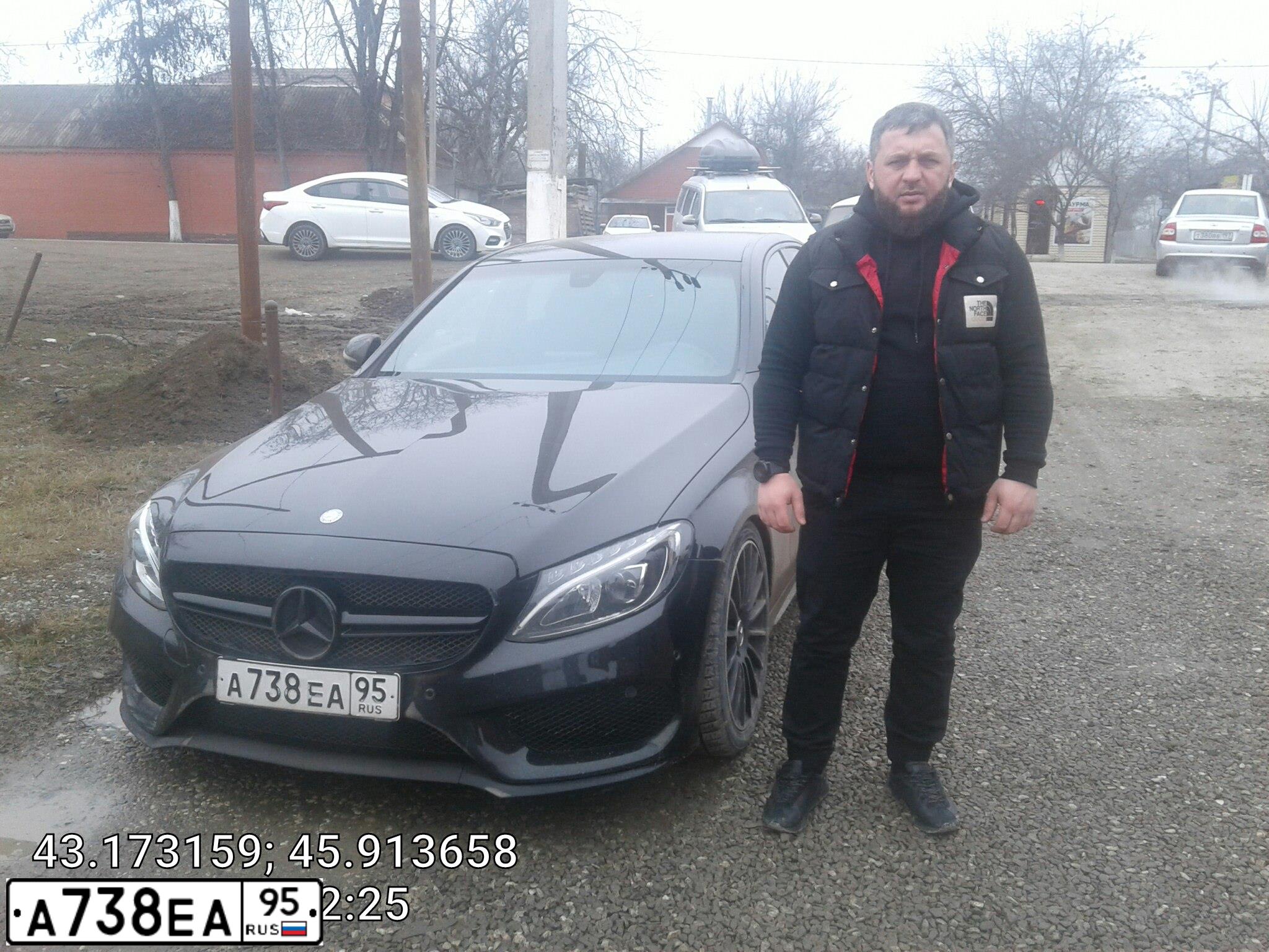 Фото автомобиля MERCEDES C-KLASSE, 2014 — госномер А738ЕА95. Цвет: ЧЕРНЫЙ