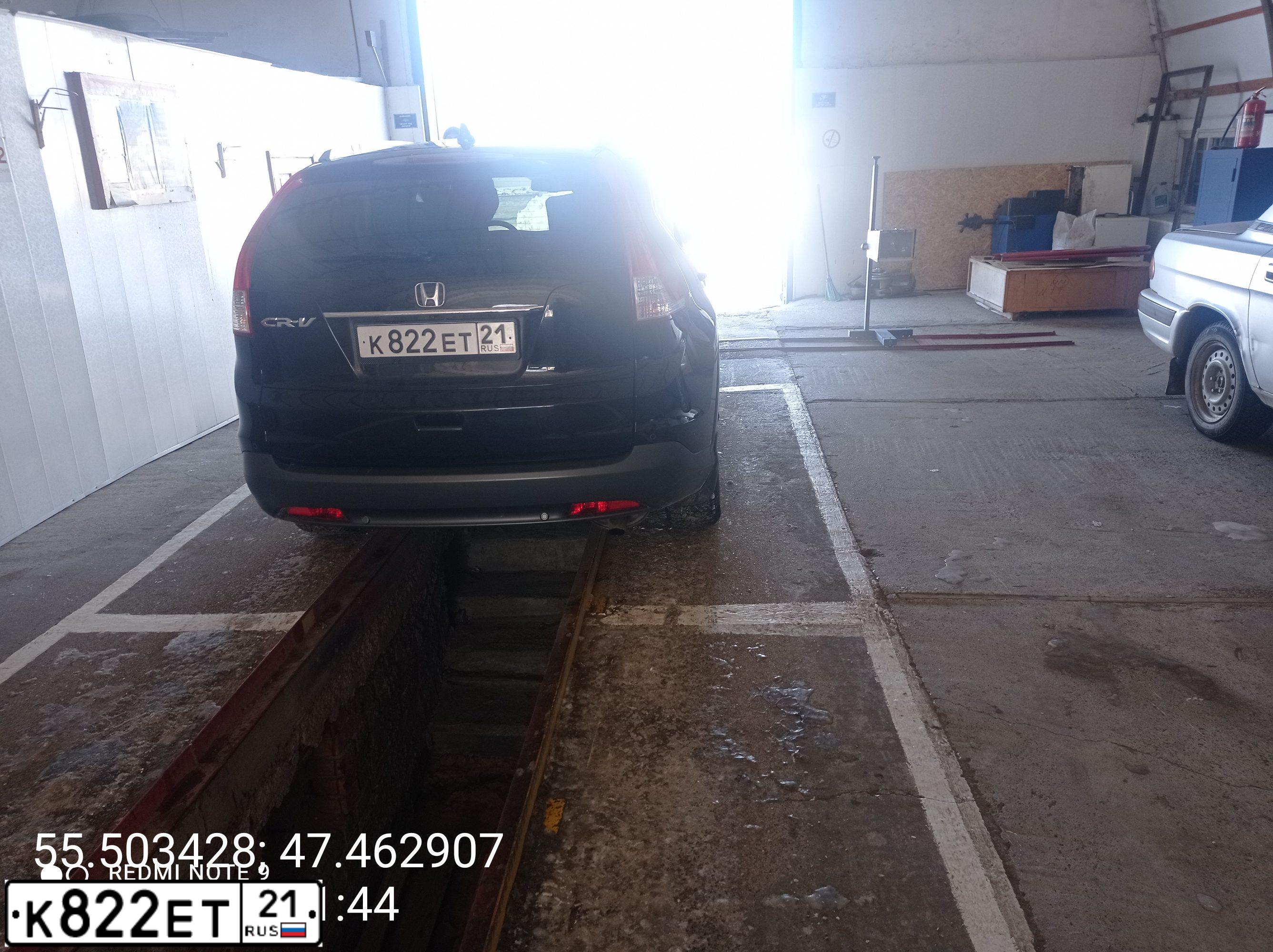Фото автомобиля HONDA CR-V, 2013 — госномер С999ВТ21. Цвет: ЧЕРНЫЙ