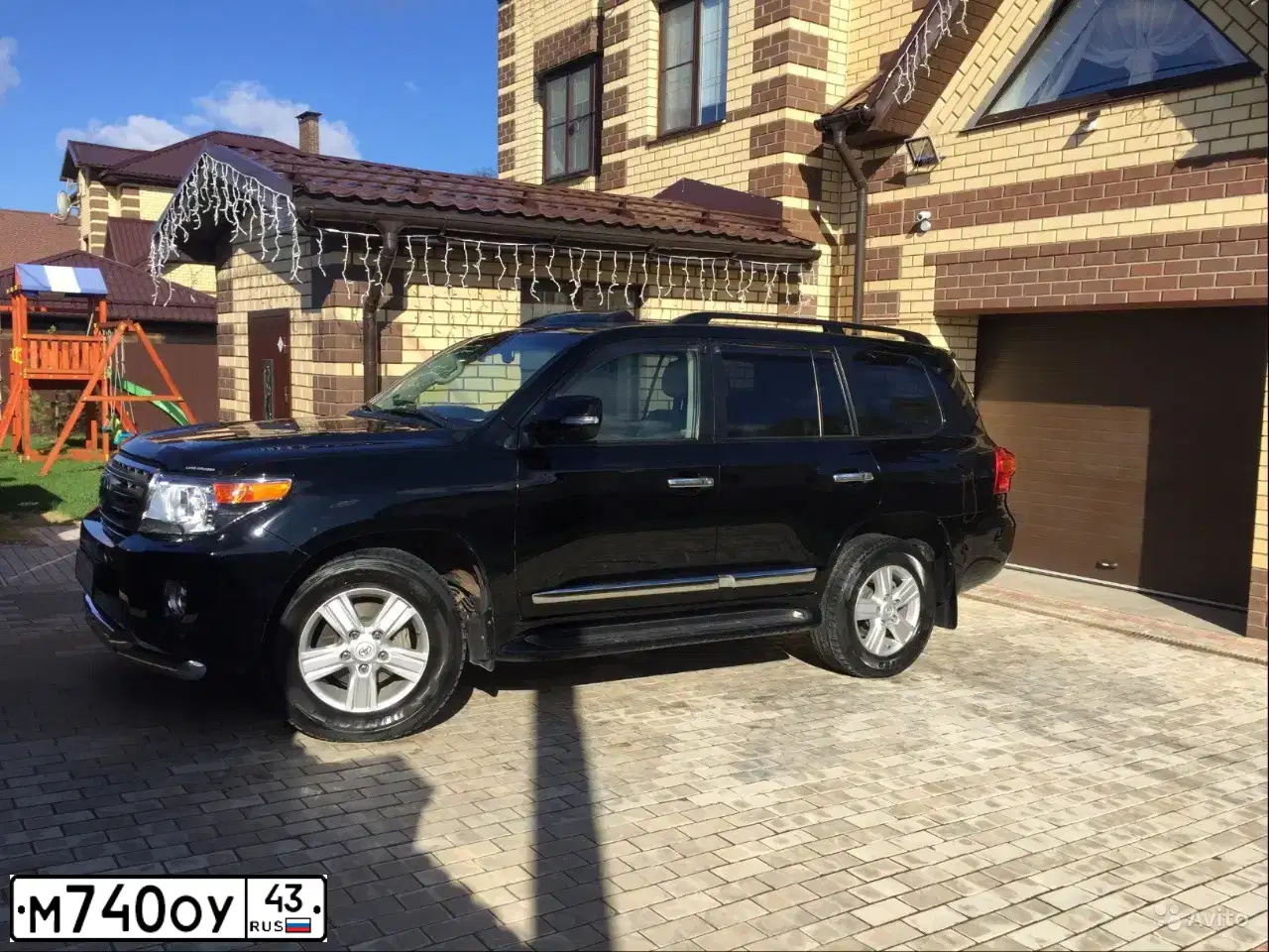 Фото автомобиля TOYOTA LANDCRUISER 200, 2014 — госномер С999ВН76. Цвет: ЧЕРНЫЙ
