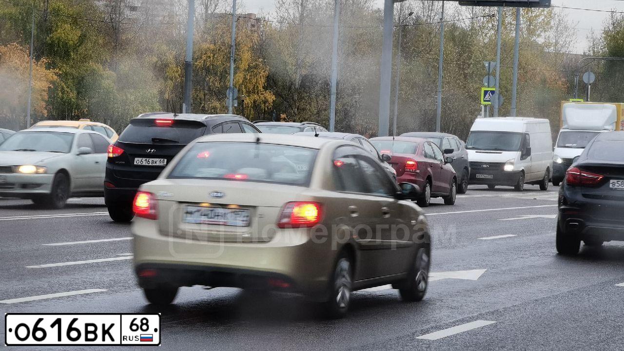 Фото автомобиля VOLKSWAGEN POLO, 2014 — госномер О616ВК68. Цвет: Белый