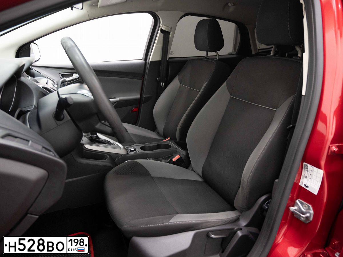 Фото автомобиля FORD FOCUS, 2013 — госномер Е247СЕ147