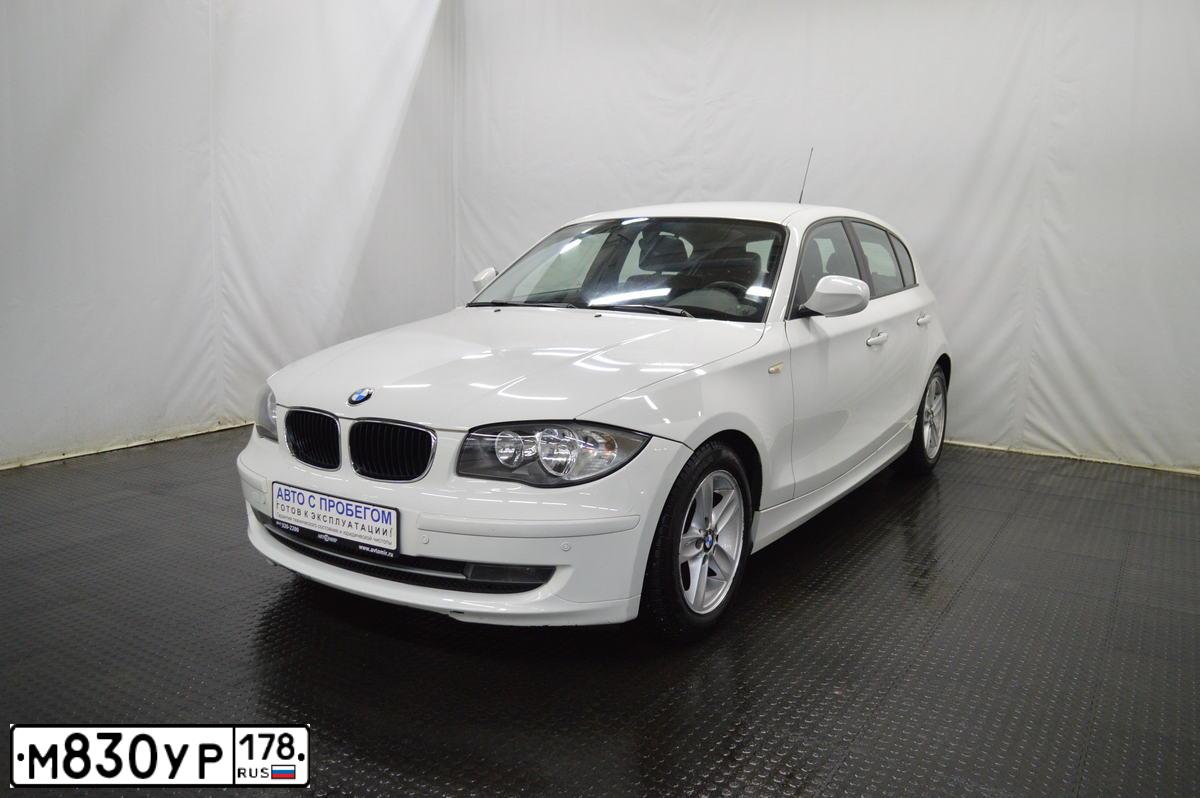 Фото автомобиля BMW SERIE 1, 2011 — госномер Т058ХР198. Цвет: Белый
