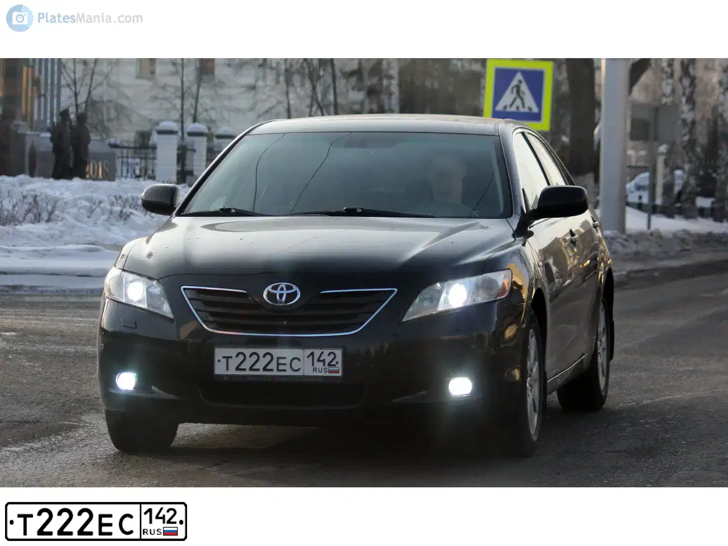 Фото автомобиля RENAULT LOGAN, 2015 — госномер Х391ЕН142. Цвет: Белый