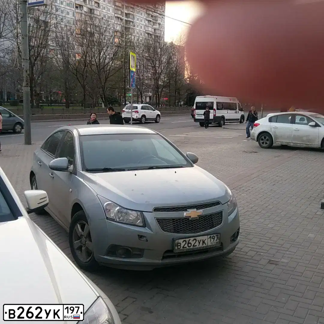 Фото автомобиля CHEVROLET CRUZE, 2012 — госномер В262УК197. Цвет: СЕРЫЙ СВЕТЛЫЙ