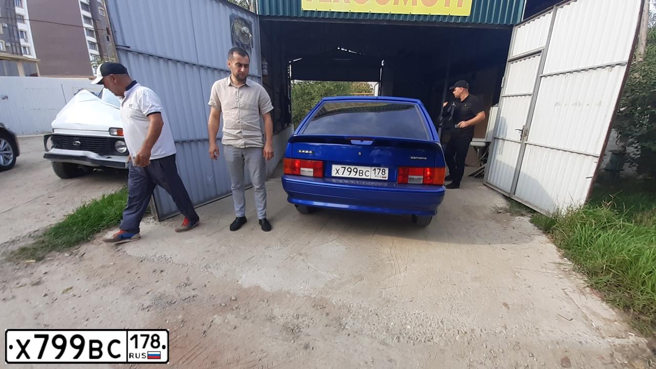 Фото автомобиля LADA 2114 SAMARA, 2010 — госномер У891МТ47. Цвет: СИНИЙ