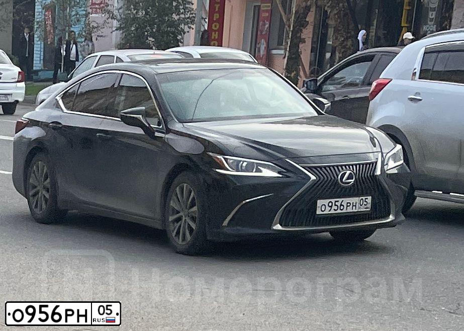 Фото автомобиля MAZDA 3, 2006 — госномер М026ОХ13. Цвет: СЕРЕБРИСТЫЙ