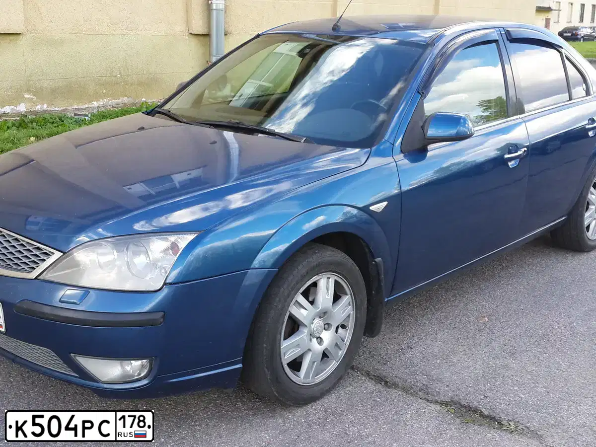 Фото автомобиля FORD MONDEO, 2006 — госномер К504РС178. Цвет: СИНИЙ