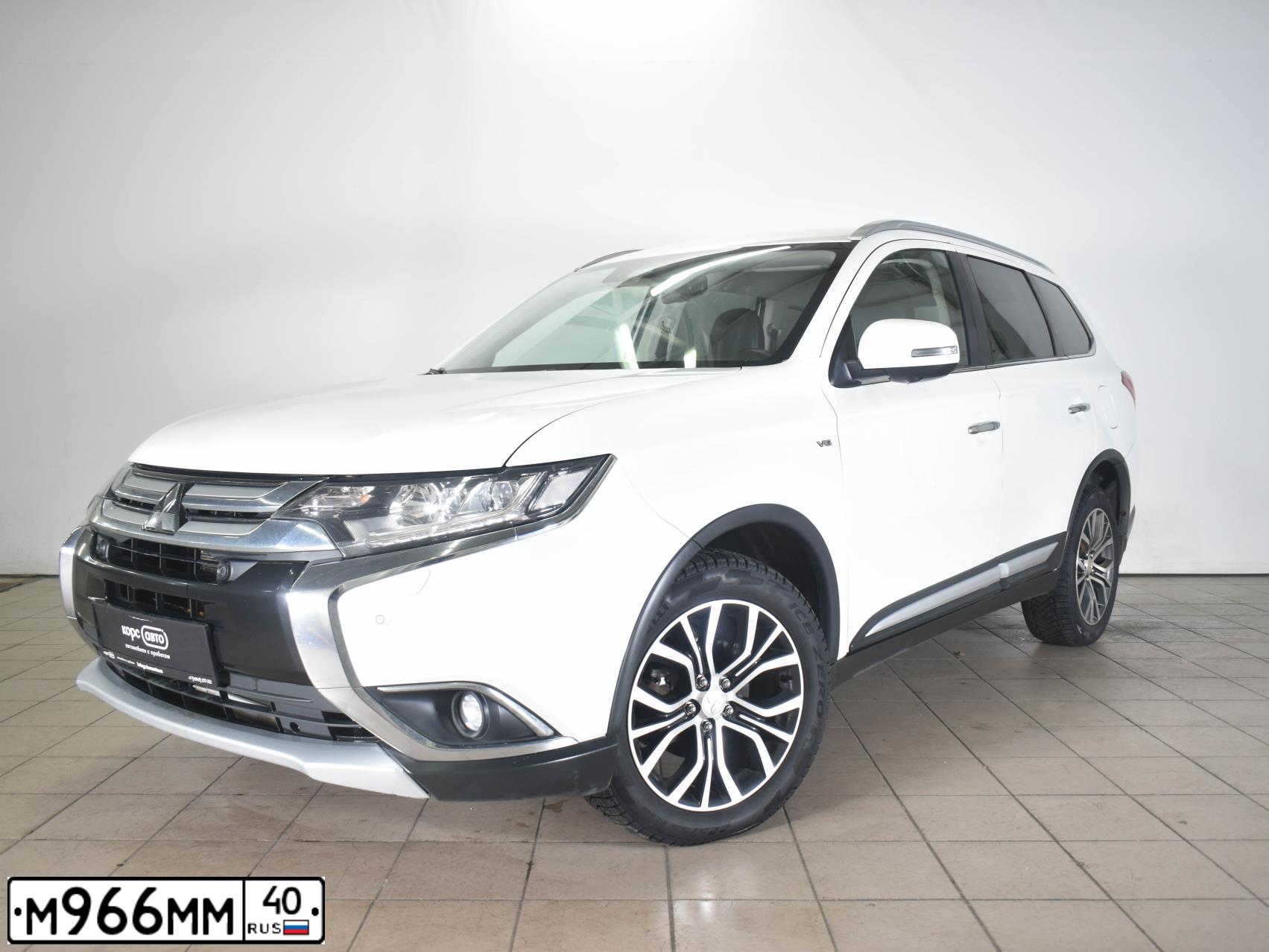Фото автомобиля MITSUBISHI OUTLANDER, 2016 — госномер С768ЕТ774. Цвет: СЕРЫЙ