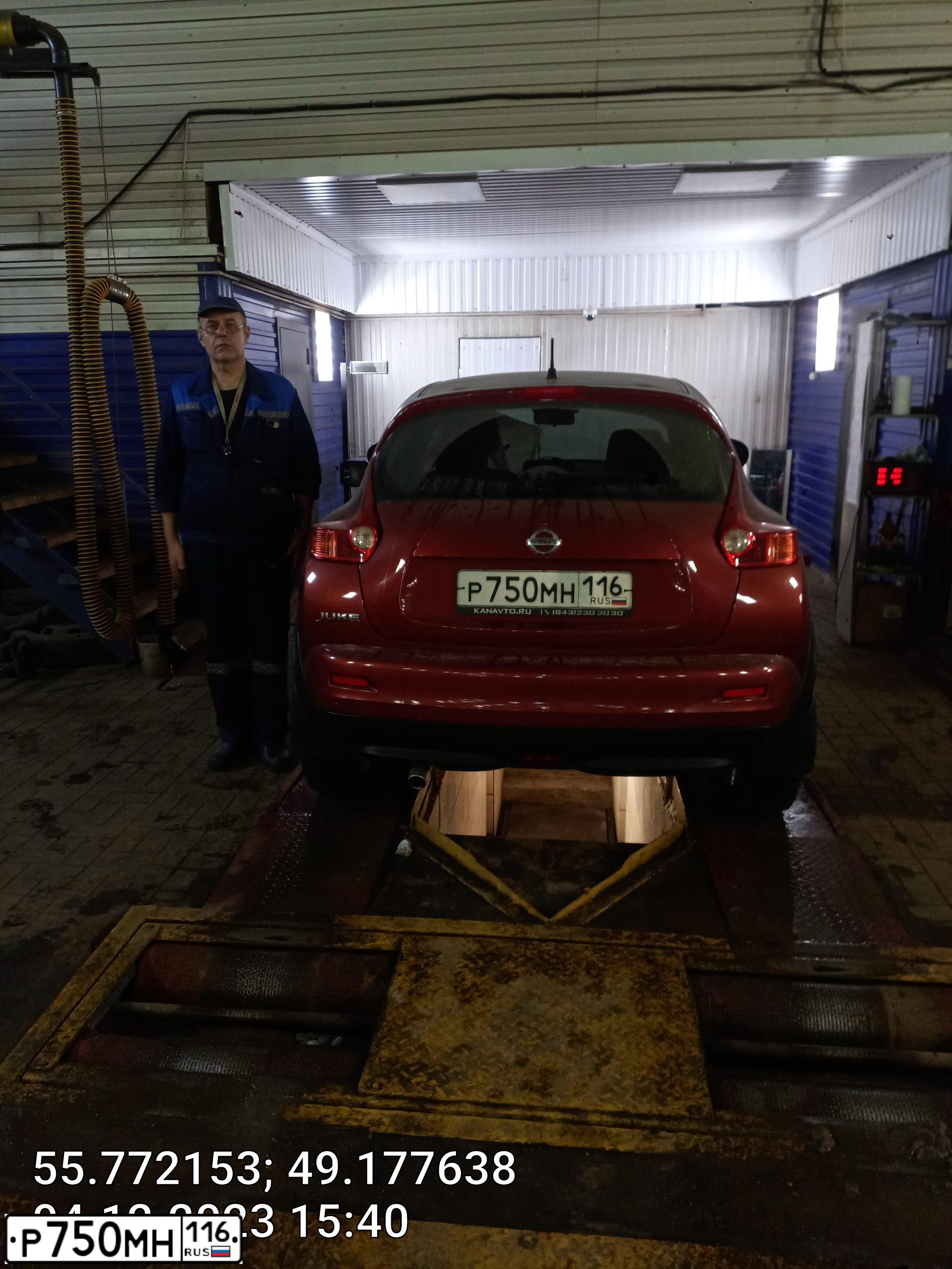 Фото автомобиля LADA 2114, 2008 — госномер В471ОА155. Цвет: ЗЕЛЕНЫЙ