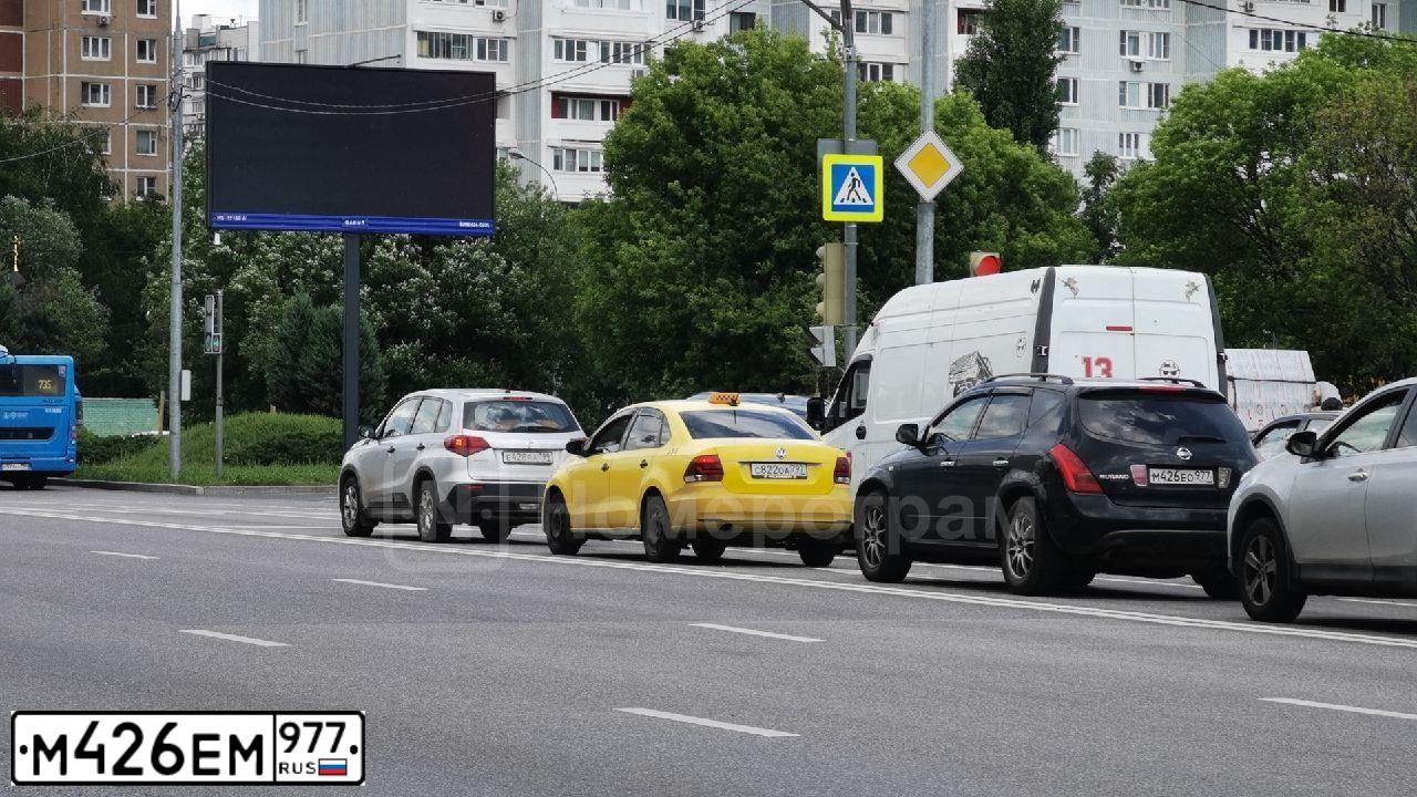 Фото автомобиля MAN БЕЗ МАРКИ 2790A-0000010-13, 2024 — госномер М426ЕМ977. Цвет: Белый