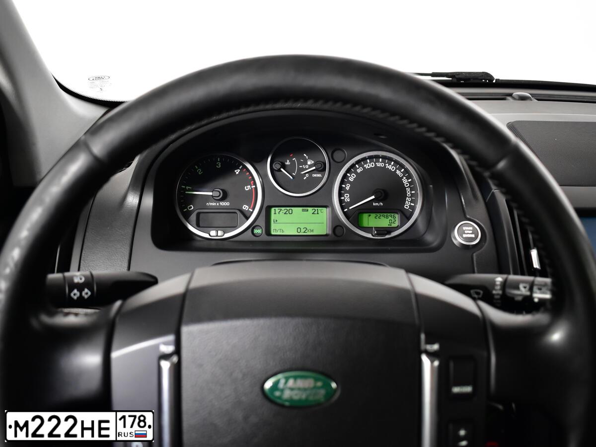 Фото автомобиля LANDROVER FREELANDER, 2011 — госномер М222НЕ178. Цвет: ЧЕРНЫЙ