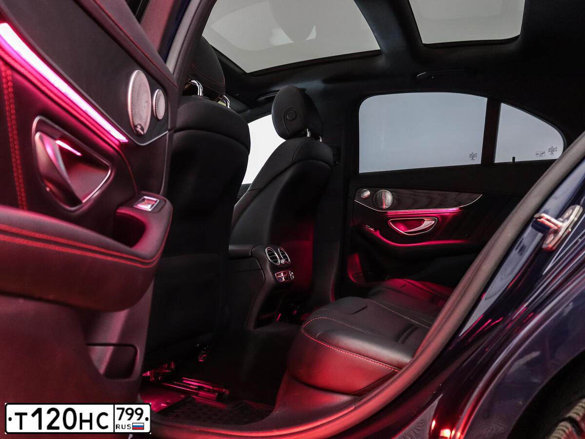 Фото автомобиля МЕРСЕДЕС-БЕНЦ AMG C 43, 2018 — госномер А851ОК155. Цвет: синий