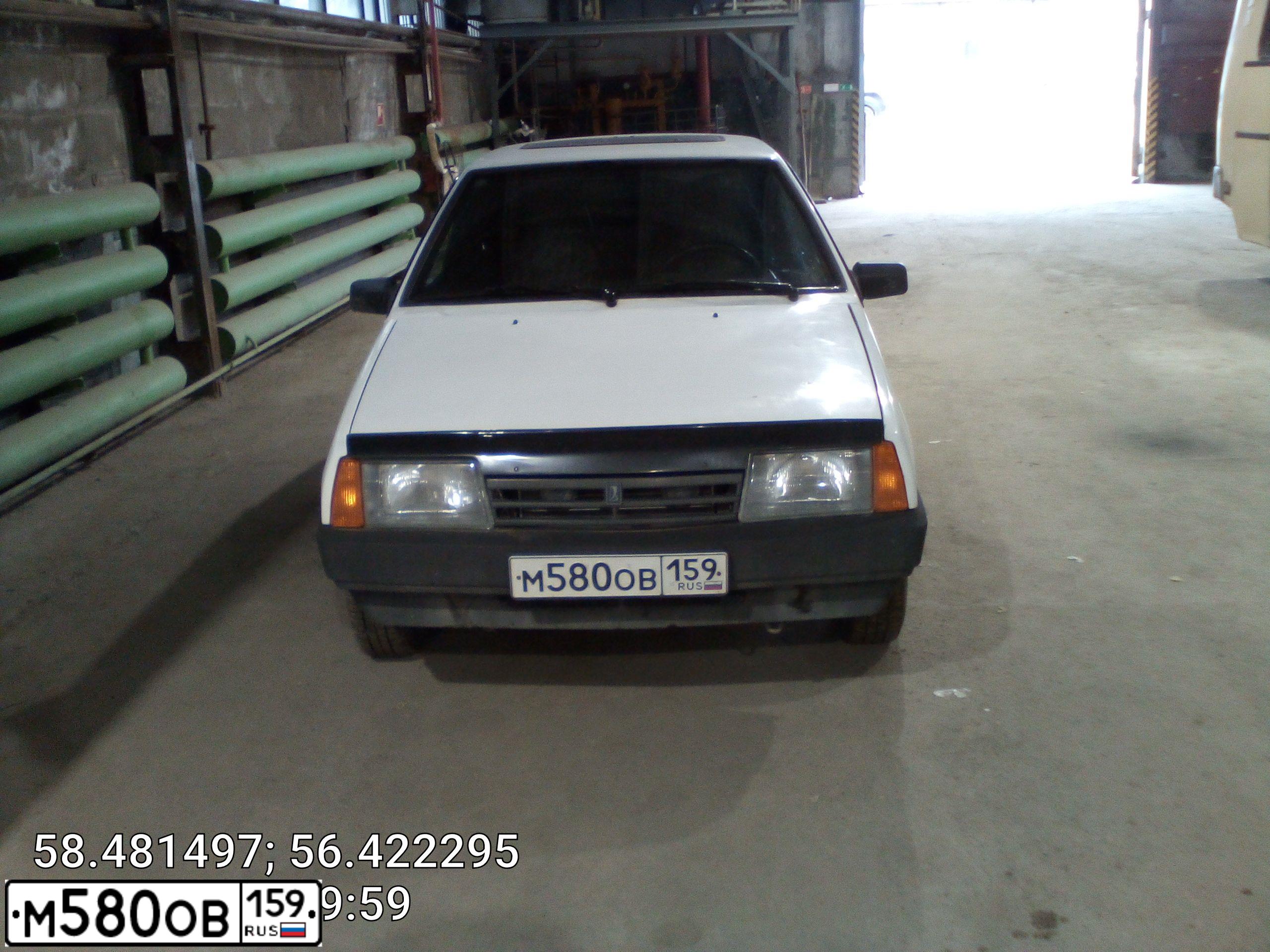 Фото автомобиля LADA 2109 SAMARA, 1997 — госномер М580ОВ159. Цвет: Белый