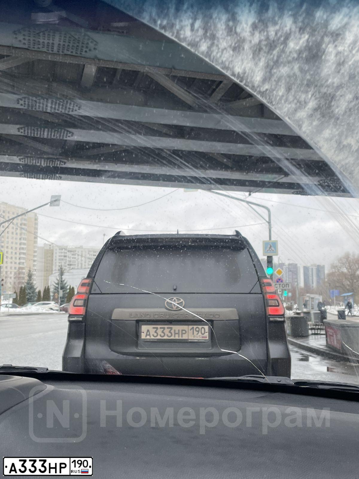 Фото автомобиля TOYOTA HIGHLANDER, 2012 — госномер А333НР190. Цвет: Белый