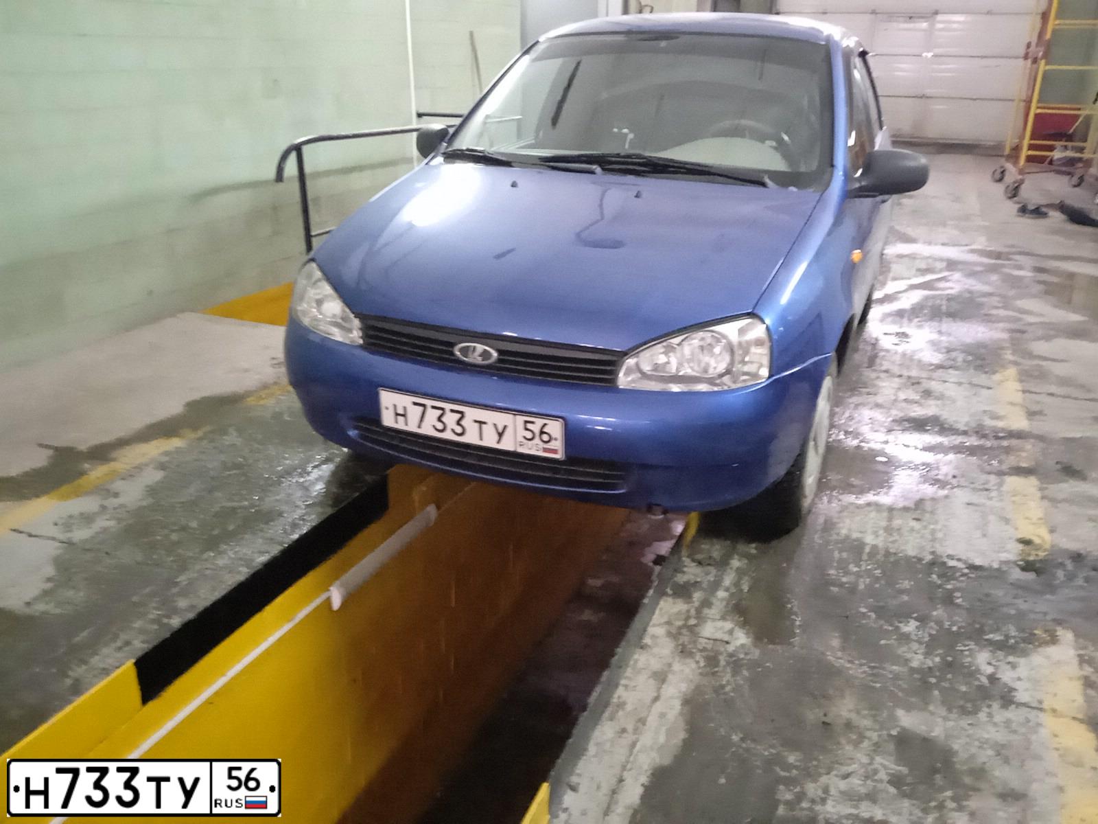 Фото автомобиля LADA KALINA, 2007 — госномер Н515ВО550. Цвет: ЯРКО-СИНИЙ