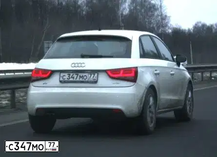 Фото автомобиля MAZ 5551 /4X2/, 1997 — госномер С347МО77. Цвет: БЕЖЕВЫЙ