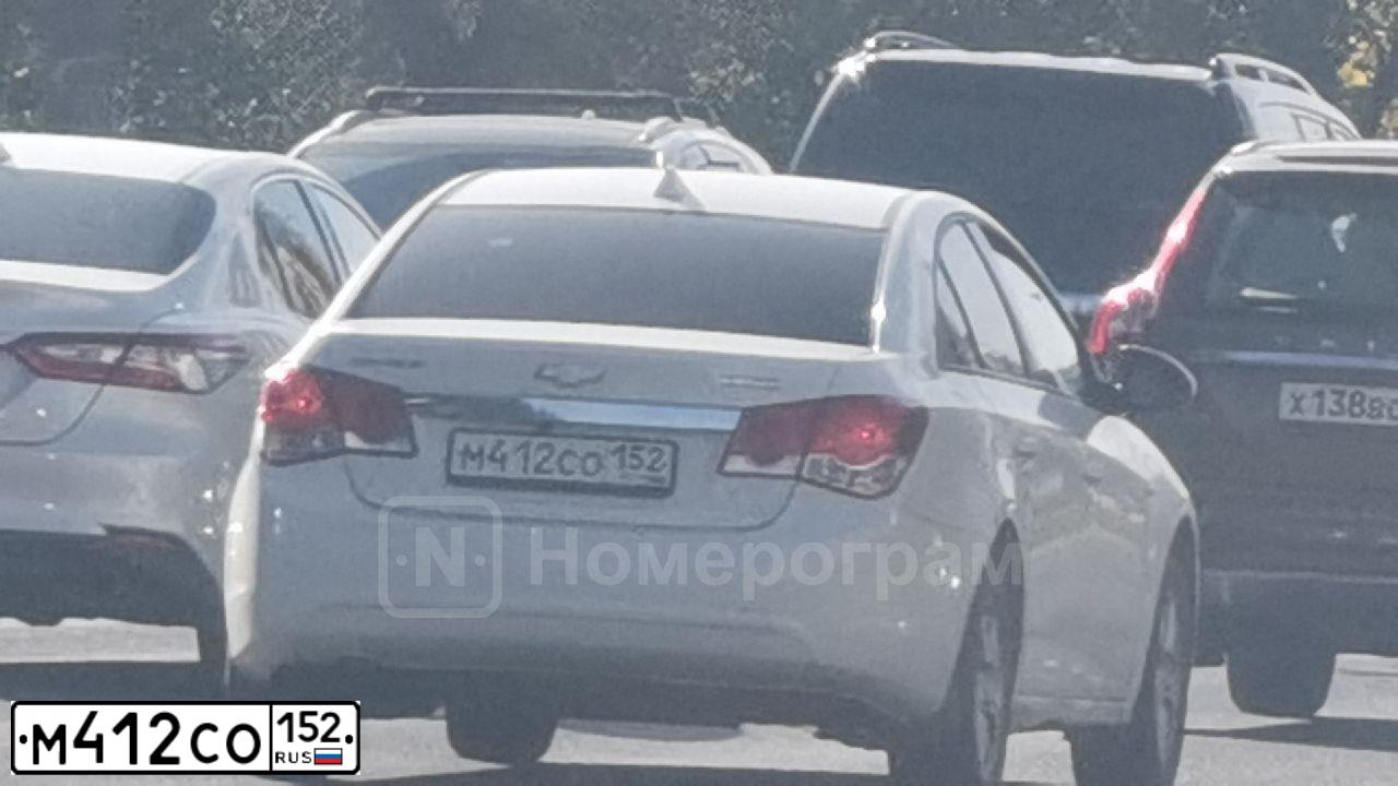 Фото автомобиля CHEVROLET CRUZE, 2013 — госномер М412СО152. Цвет: БЕЛЫЙ