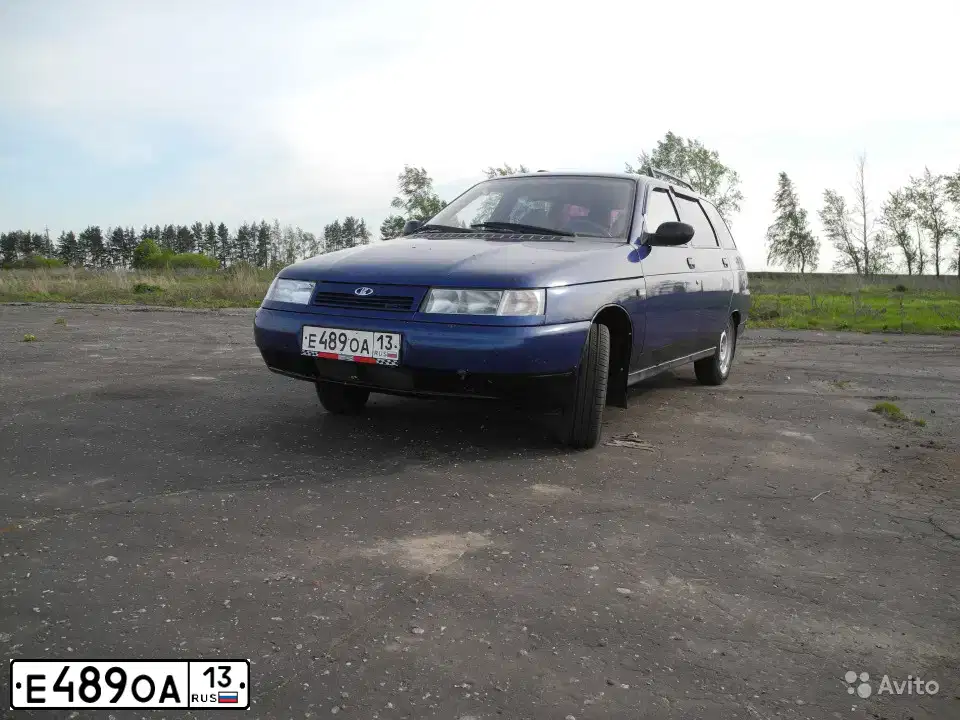 Фото автомобиля LADA 2111, 2002 — госномер Е489ОА13. Цвет: СЕРЕБРИСТЫЙ ЯРКО-СИНИЙ