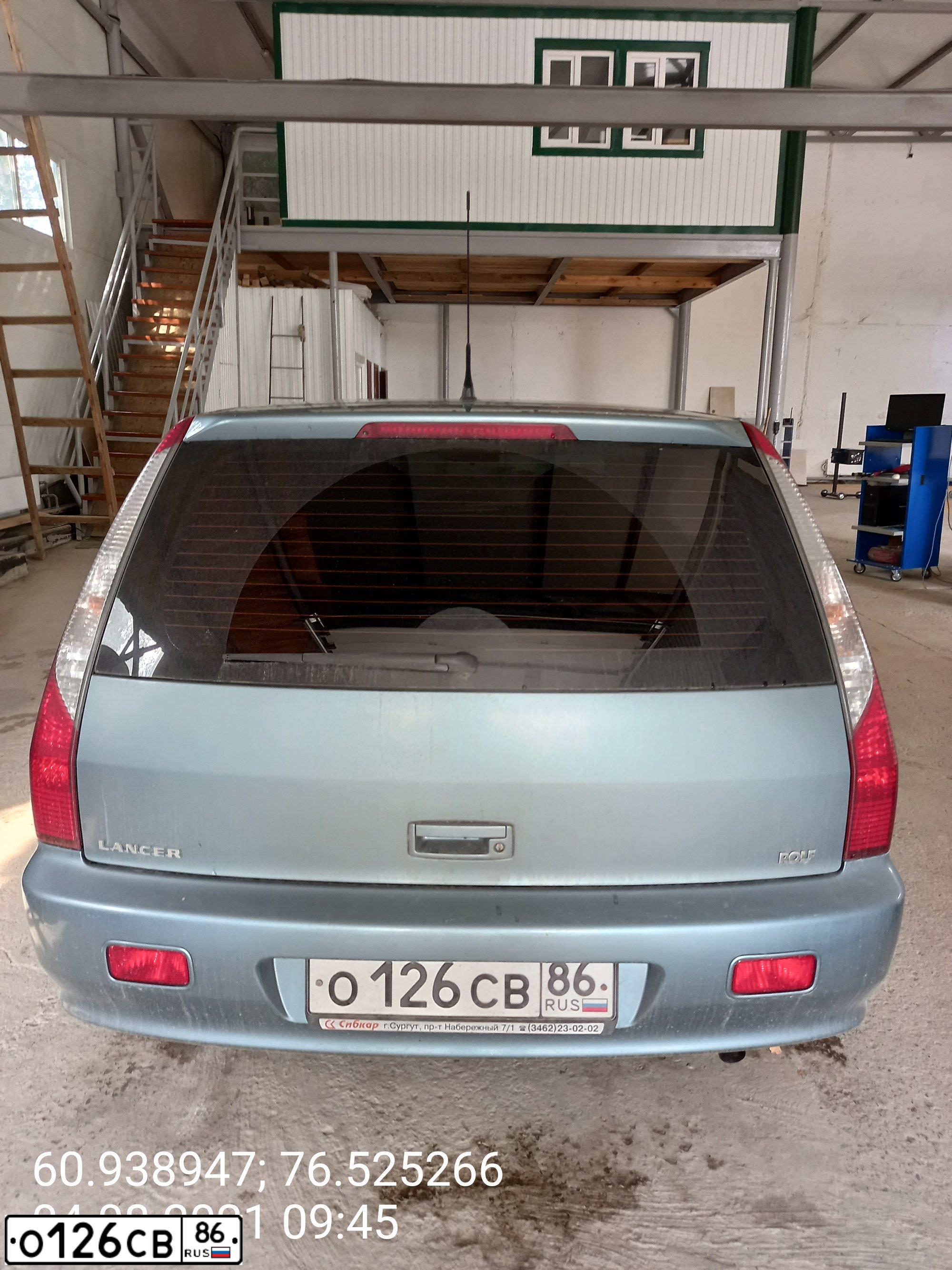 Фото автомобиля MITSUBISHI LANCER, 2007 — госномер О126СВ86. Цвет: СВЕТЛО-СЕРО-ЗЕЛЕНЫЙ