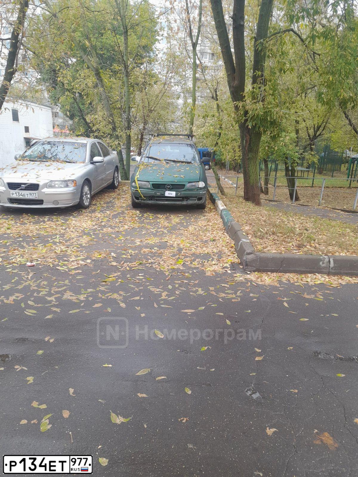 Фото автомобиля VOLVO S60, 2007 — госномер О444ТН777. Цвет: СЕРЫЙ