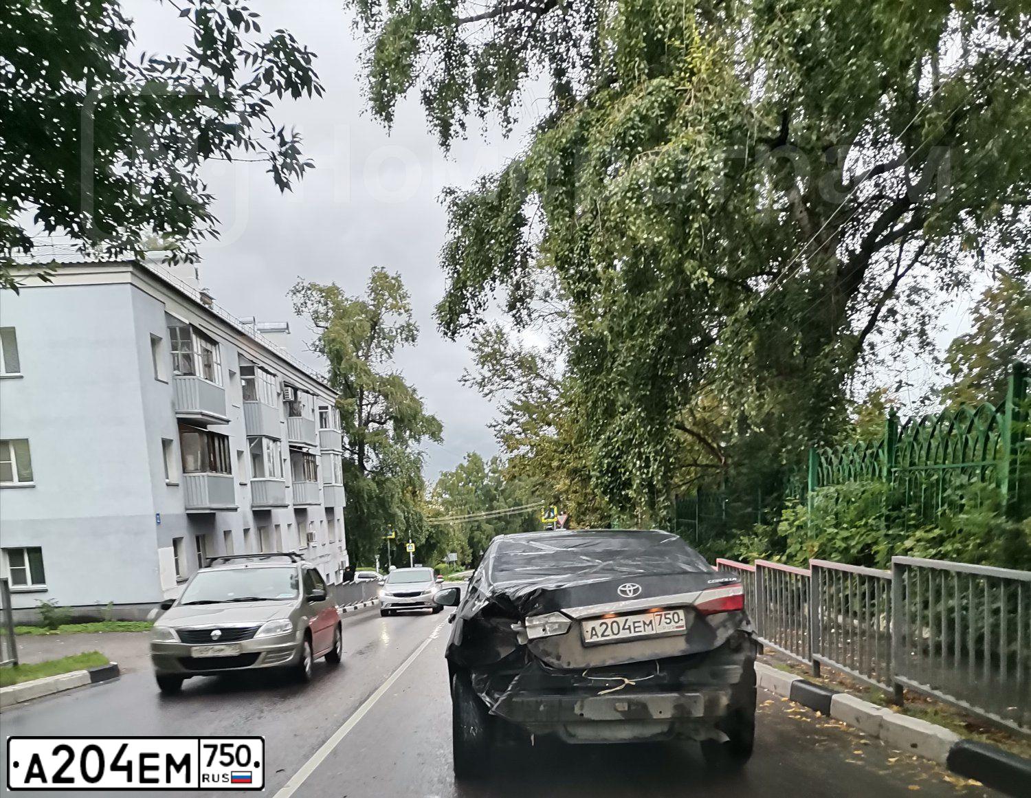 Фото автомобиля TOYOTA COROLLA, 2014 — госномер А204ЕМ750. Цвет: ЧЕРНЫЙ