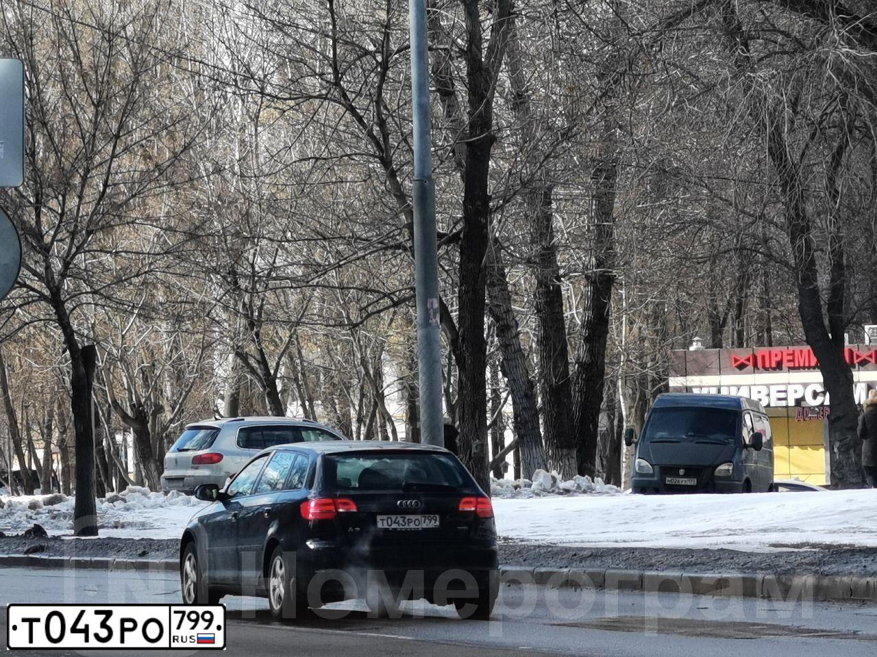 Фото автомобиля AUDI A3, 2011 — госномер Е772ЕА750. Цвет: ЧЕРНЫЙ