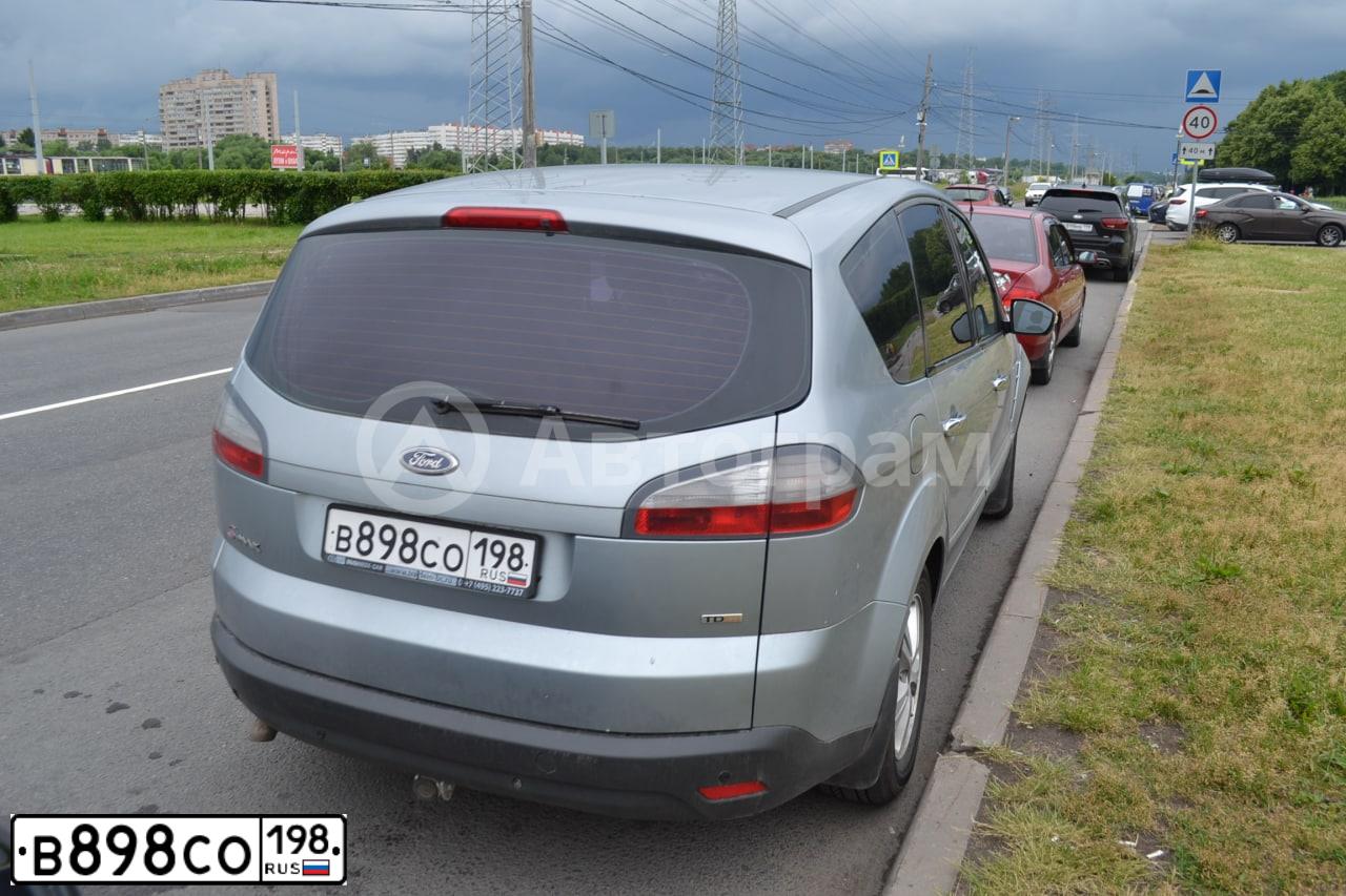 Фото автомобиля FORD S-MAX, 2008 — госномер В898СО198. Цвет: СЕРЕБРИСТЫЙ