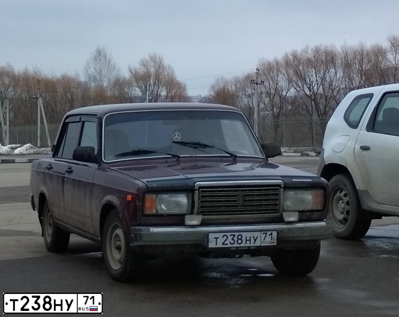 Фото автомобиля LADA 2107, 2006 — госномер Х767АС71. Цвет: ТЕМНО-ВИШНЕВЫЙ