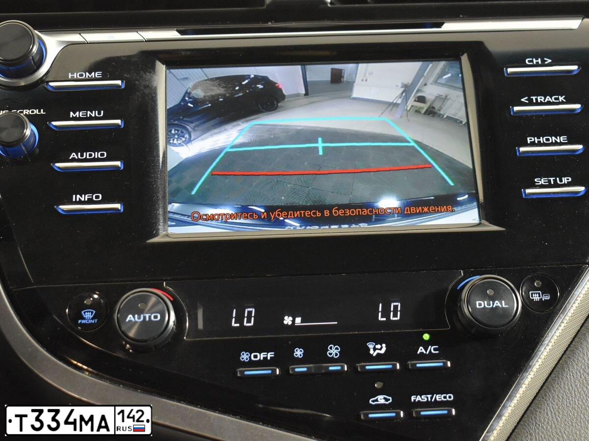Фото автомобиля TOYOTA CAMRY, 2019 — госномер Е782ОН51. Цвет: ЧЕРНЫЙ