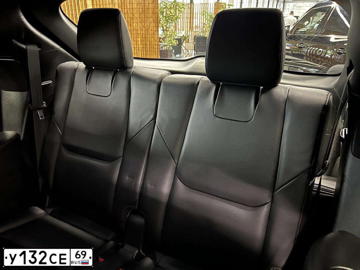 Фото автомобиля MAZDA CX-9, 2017 — госномер У132СЕ69. Цвет: ЧЕРНЫЙ