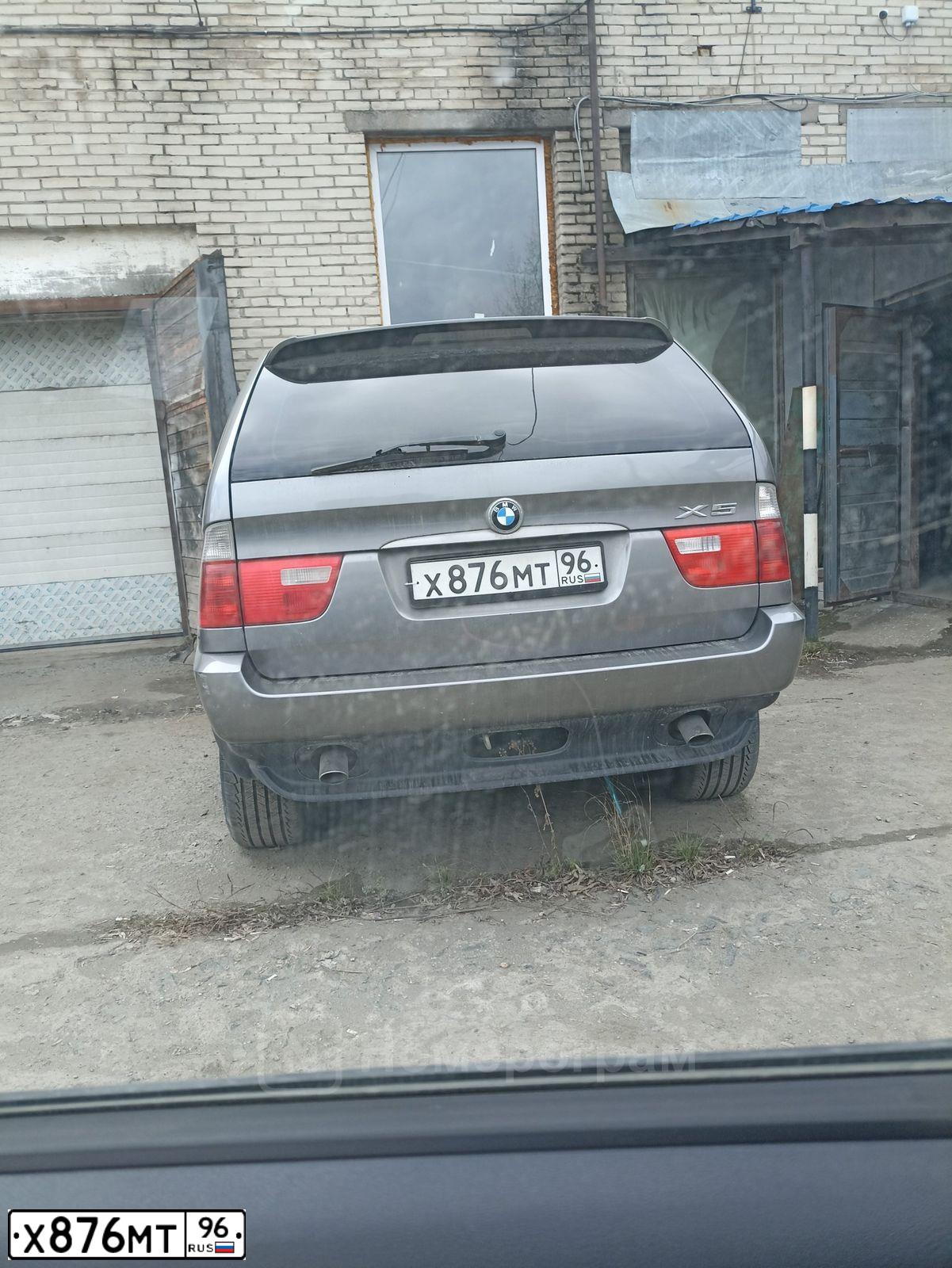 Фото автомобиля BMW X5, 2003 — госномер С920УУ196. Цвет: СЕРЫЙ