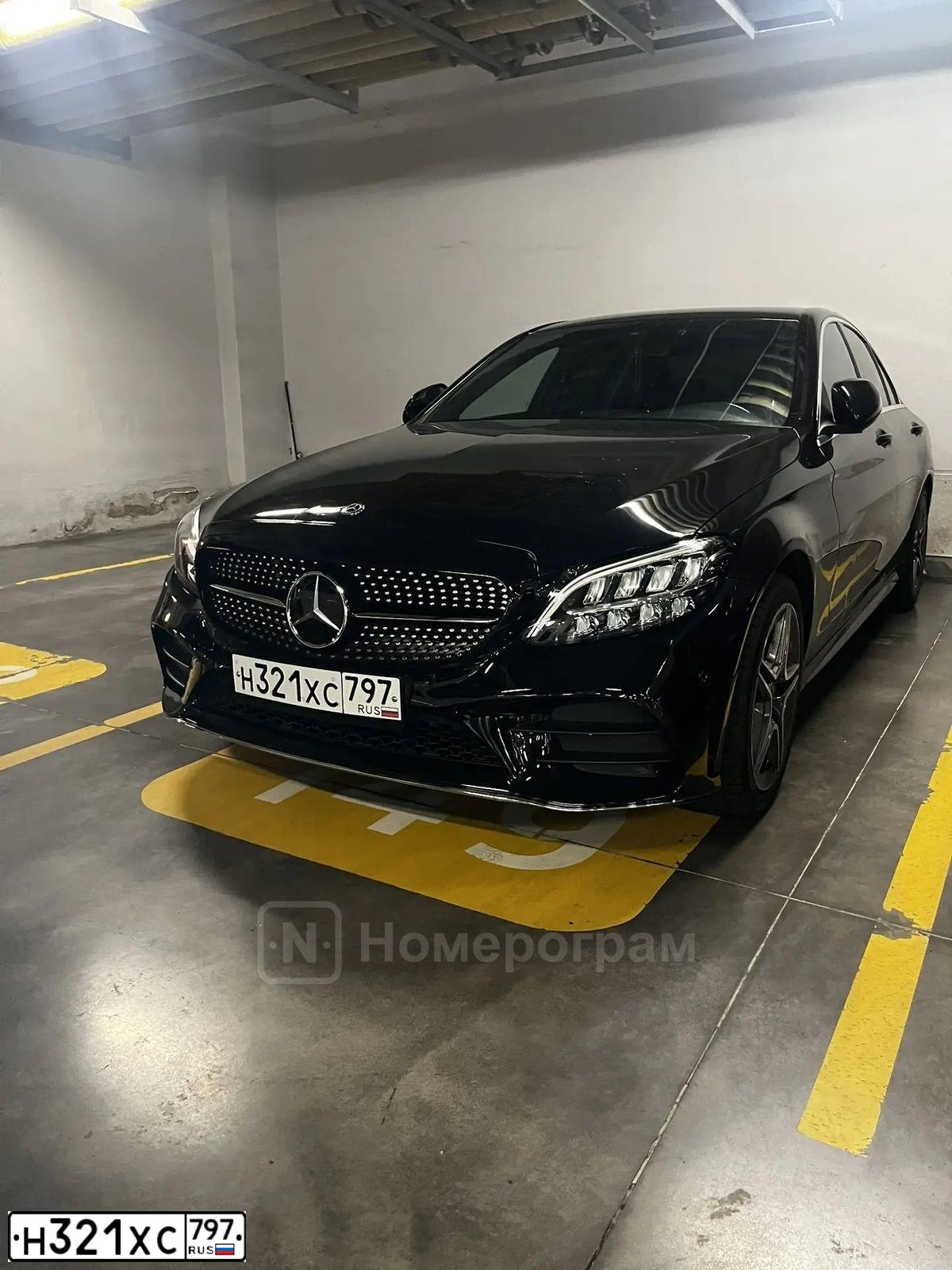 Фото автомобиля MERCEDES C-KLASSE, 2018 — госномер Н209ТК790. Цвет: ЧЕРНЫЙ