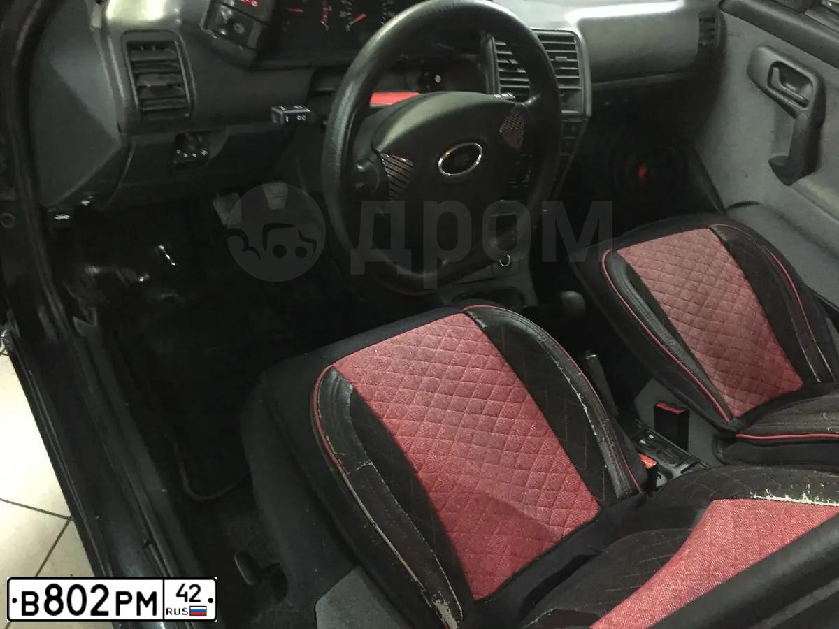 Фото автомобиля LADA 2112, 2006 — госномер В802РМ42. Цвет: ГРАФИТОВЫЙ МЕТАЛЛИК