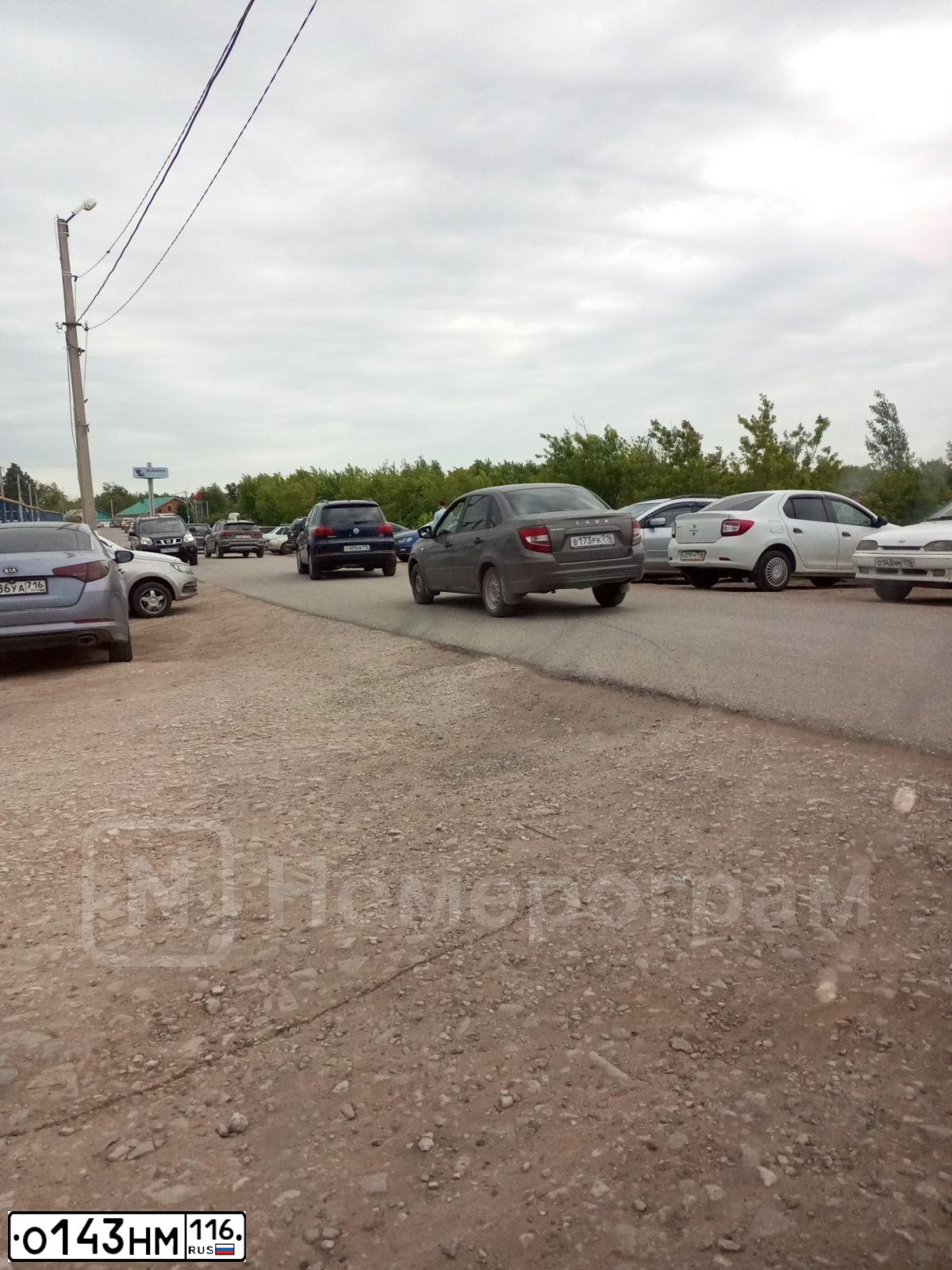 Фото автомобиля LADA 2114 SAMARA, 2011 — госномер О143НМ116. Цвет: БЕЛЫЙ
