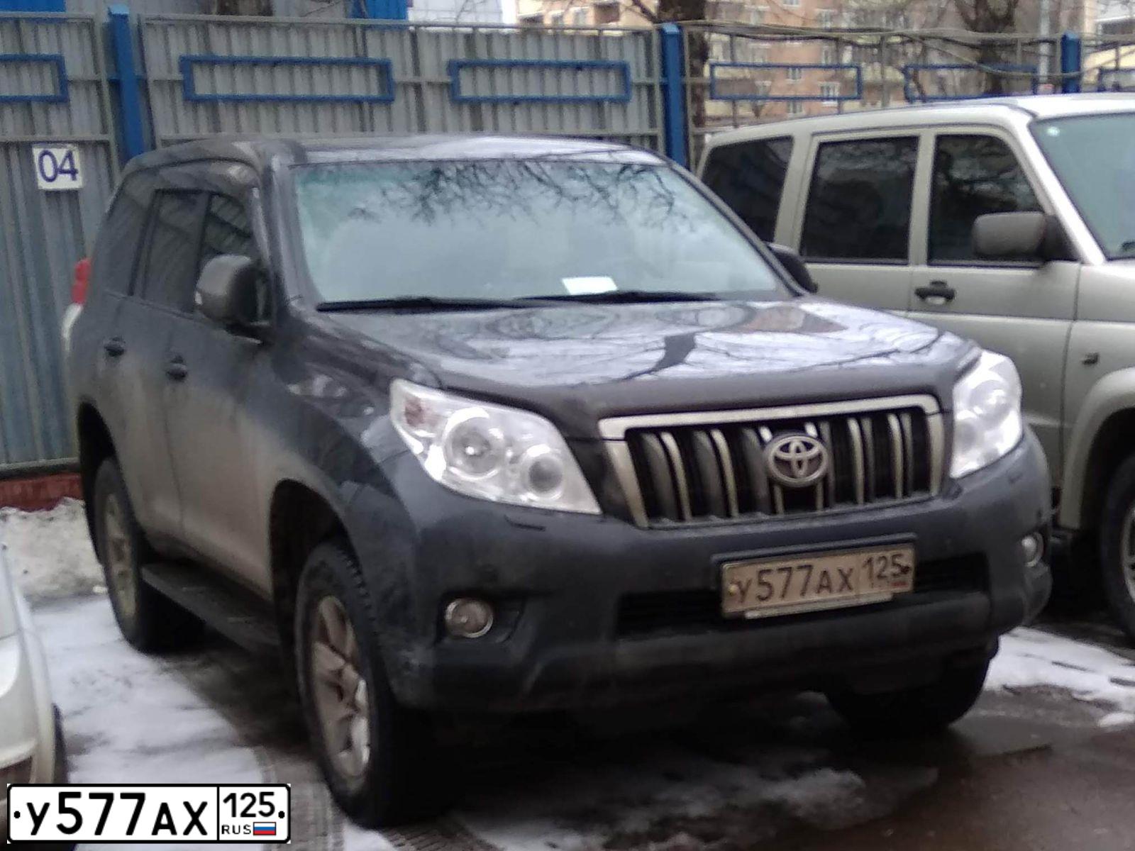 Фото автомобиля TOYOTA LANDCRUISER, 2012 — госномер А949РВ790. Цвет: ЧЕРНЫЙ