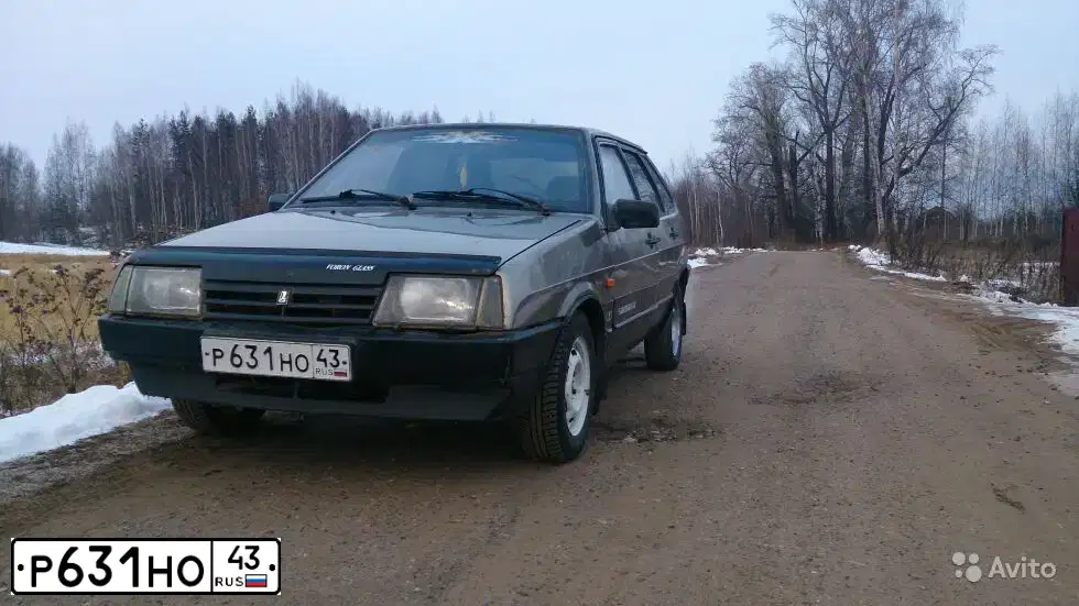 Фото автомобиля LADA 2109 SAMARA, 2001 — госномер Р631НО43. Цвет: СЕРЕБРИСТЫЙ СЕРО-ЗЕЛЕНЫЙ