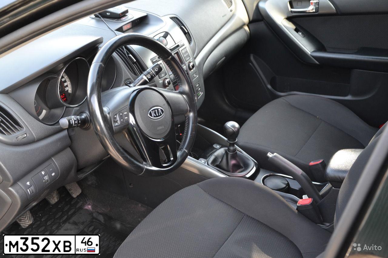 Фото автомобиля KIA CERATO, 2012 — госномер Х659РТ136. Цвет: ЧЕРНЫЙ