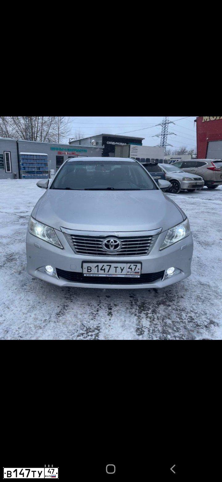 Фото автомобиля TOYOTA CAMRY, 2012 — госномер В393СА193. Цвет: СЕРЕБРИСТЫЙ МЕТАЛЛИК