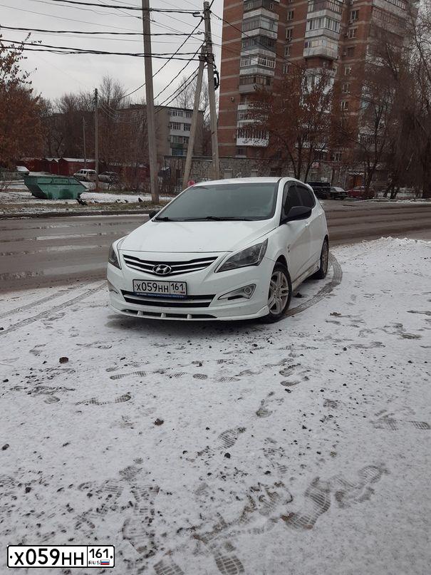 Фото автомобиля LADA 2107, 2007 — госномер Х059НН161. Цвет: ЯРКО-БЕЛЫЙ